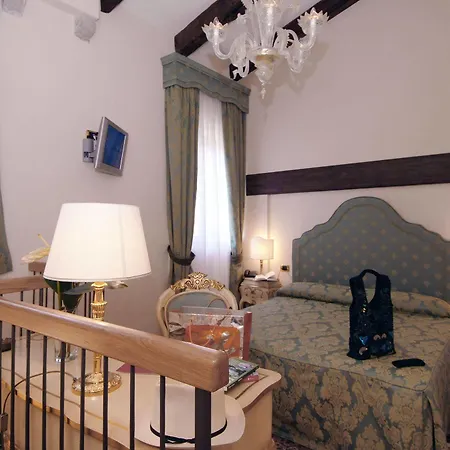 Ca' Vendramin Zago 4* Βενετία