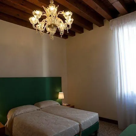 Bed & Breakfast Foresteria Levi 2*