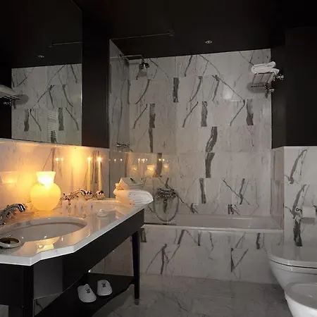 Aqua Palace Hotel 4*