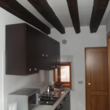 Panzió Alloggi Serena 2*