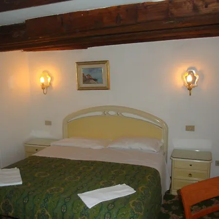 Hotel Casa Linger Venice