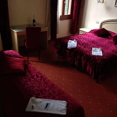 Hotel Casa Linger