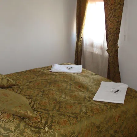 Hotel Casa Linger *
