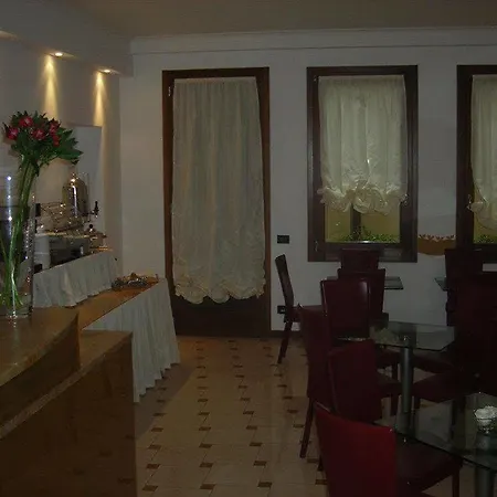 Guest house Alloggi Agli Artisti