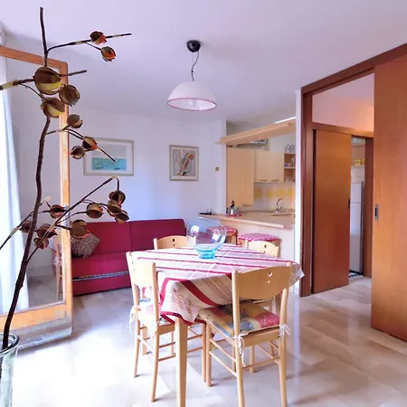 Specchieri Apartment *