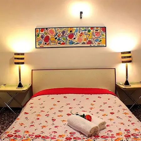 Bed & Breakfast Art Dreams 3*