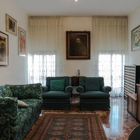Venicevillas Castello Apartment Venice