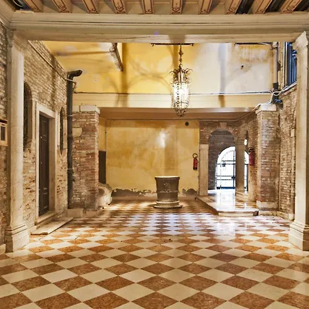 Palazzo San Marco: Historic With Lift * Venice