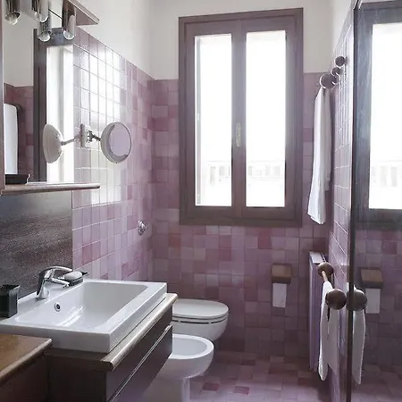 Bed & Breakfast Residenza Ca' Corner 2*