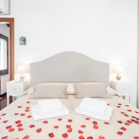 Maison Valentina *