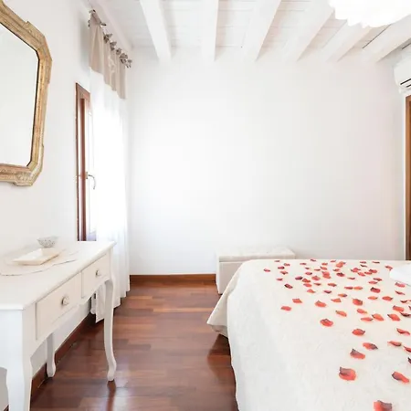 Apartment Maison Valentina Venedig