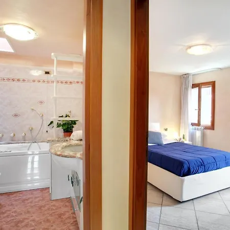 Apartment Fenix Aida Venice