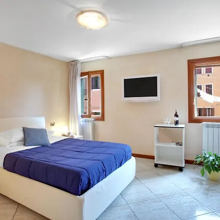 Apartment Fenix Aida *