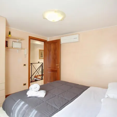 Fenix Aida Apartment *