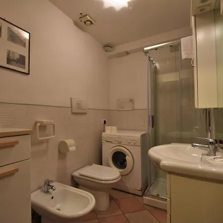 Locazione Turistica Sotoportego Delle Colonne Apartment *