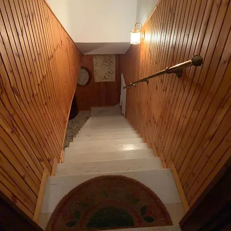 Royal Apartment *