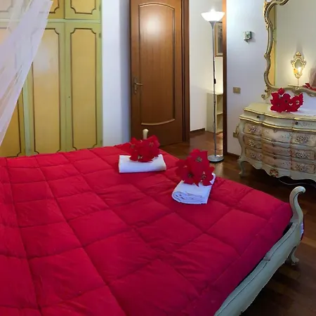 Royal * Venice