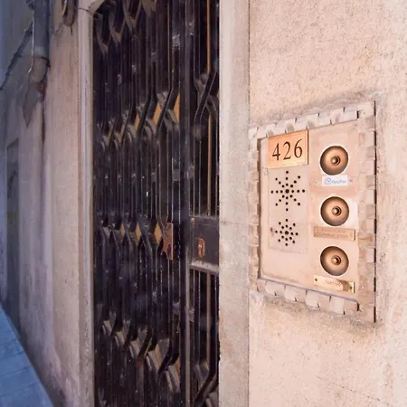 Specchieri Apartment