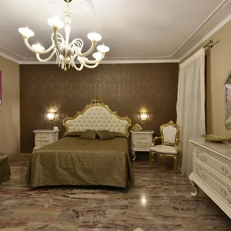 Ca' Del Cinema Bed & Breakfast 3*