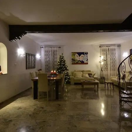 Ca' Del Cinema Bed & Breakfast 3*