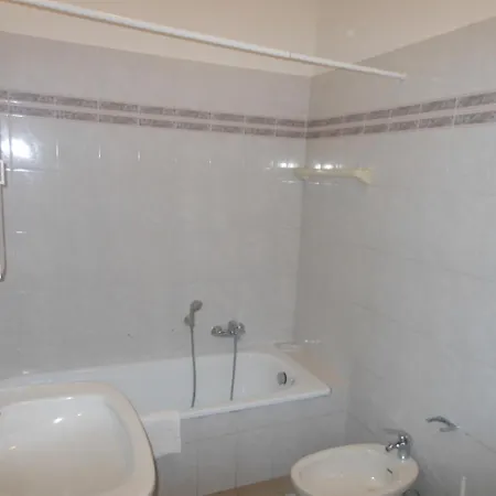 Del Dose Apartment *