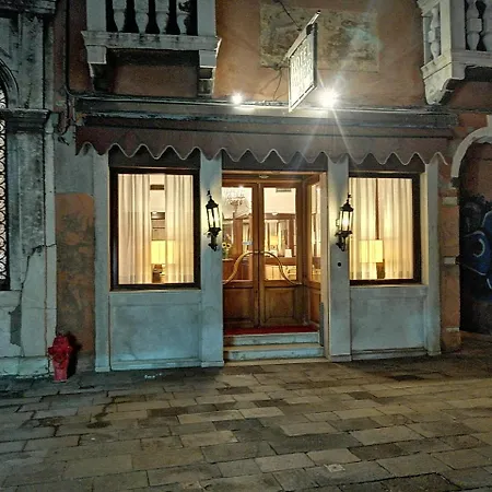 Hotel Falier Venice