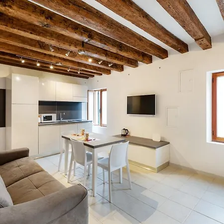 Cannaregio Elegant Apartment *