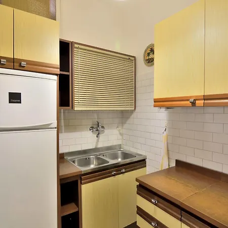 Life Apartment *