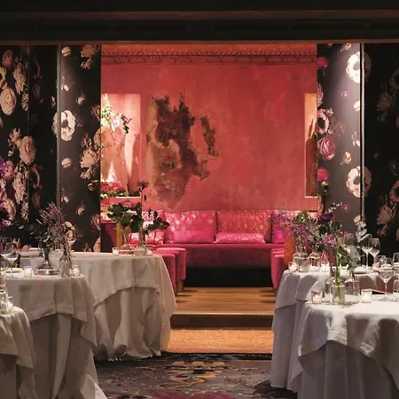 Metropole Hotel 5*