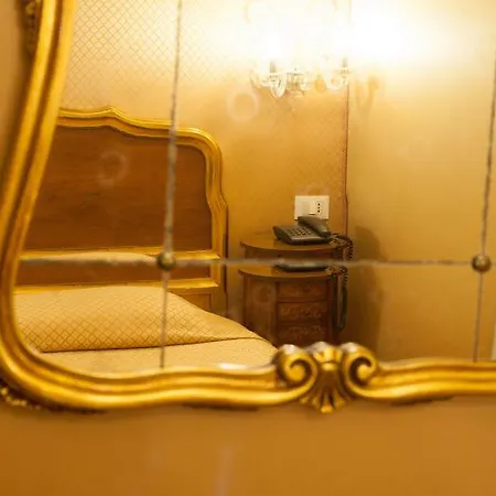 Canal Отель Венеция