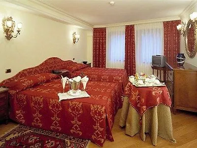 Hotel Torre Dell'orologio 4*