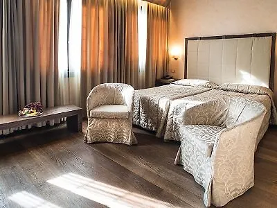 ホテル パラツォ サルヴァデーゴ 4*
