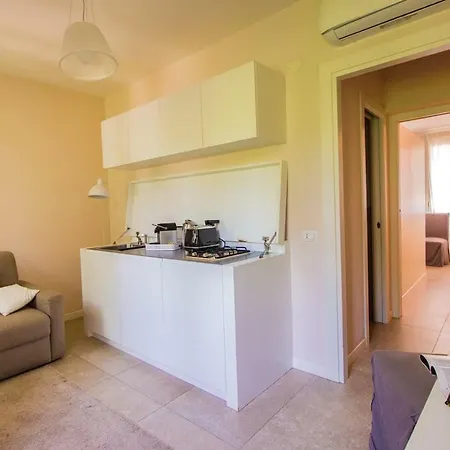 Art Apartment *