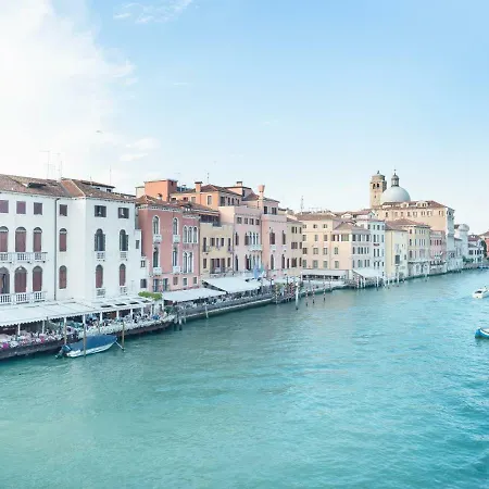 Bed & Breakfast Palazzetto Foscari 2*