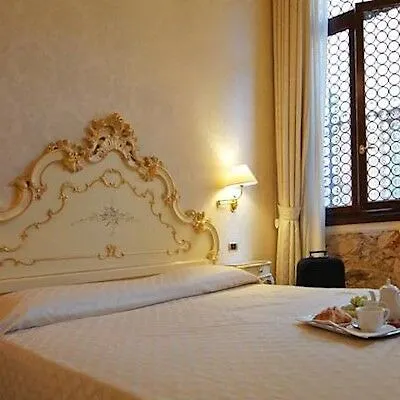 Hotel Torino 3*