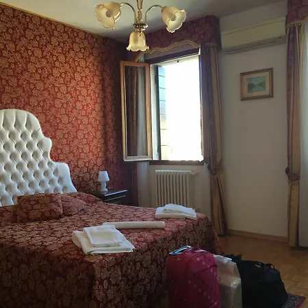 Residenza Rialto Pensjonat Wenecja