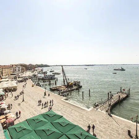 Apartment Attic Boutique San Marco R&r