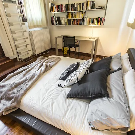 Attic Boutique San Marco R&r Apartment