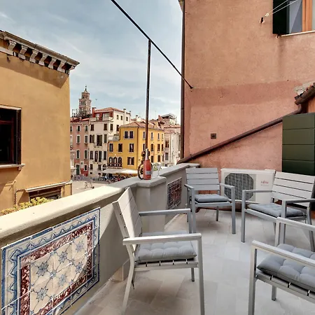Lejlighed Santo Stefano Accademia Venedig