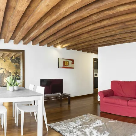 Santa Croce Apartment Venice