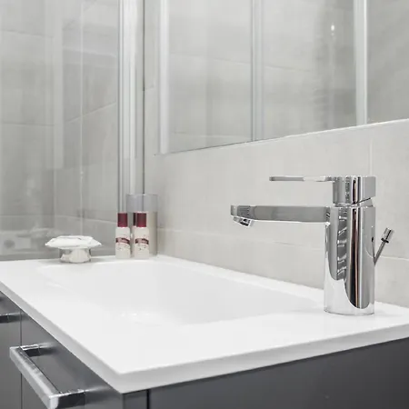 Santa Croce Apartment