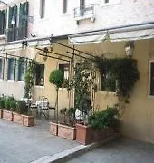 Ai Due Fanali Adults Only 3*