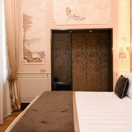 Santa Croce Boutique Otel 4*