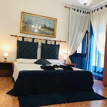 Rainbow Guest house Venice