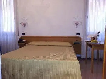 Gorizia A La Valigia Hotel