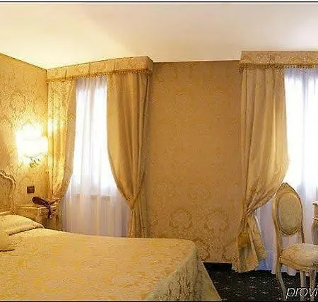 Noemi Hotel Benátky