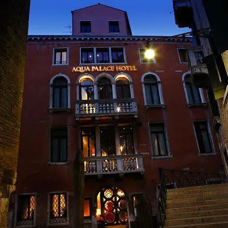 Aqua Palace Hotel