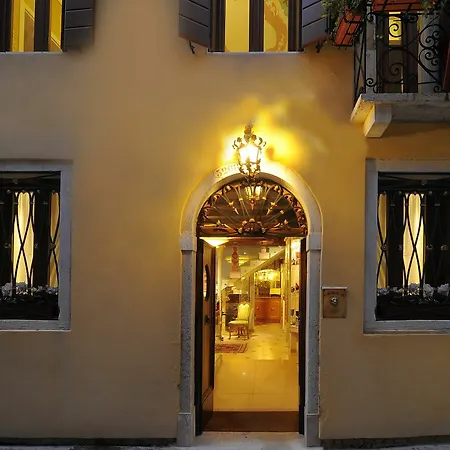 Ca' Pagan 3* Venice