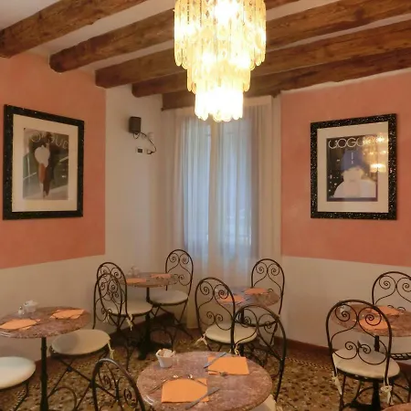 Art Deco 3* Venezia