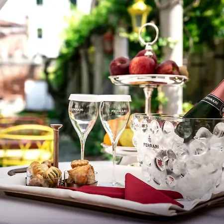Excess Boutique & Private Spa - Adults Only